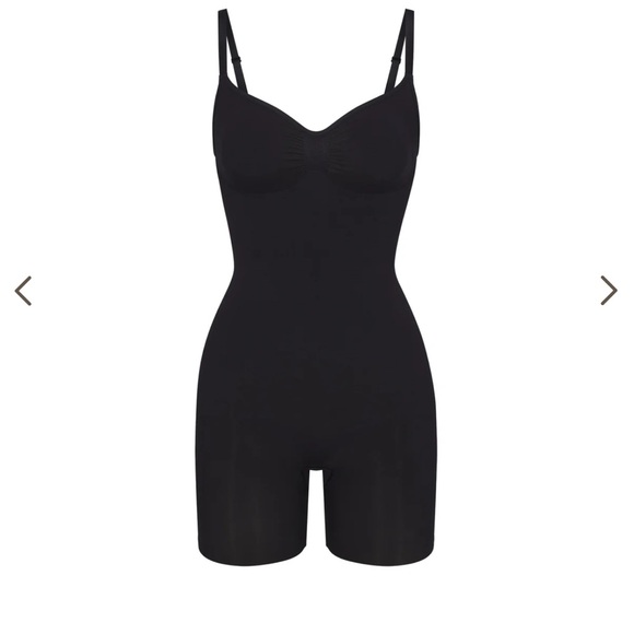 NWT Skims mid thigh bodysuit - Picture 2 of 3